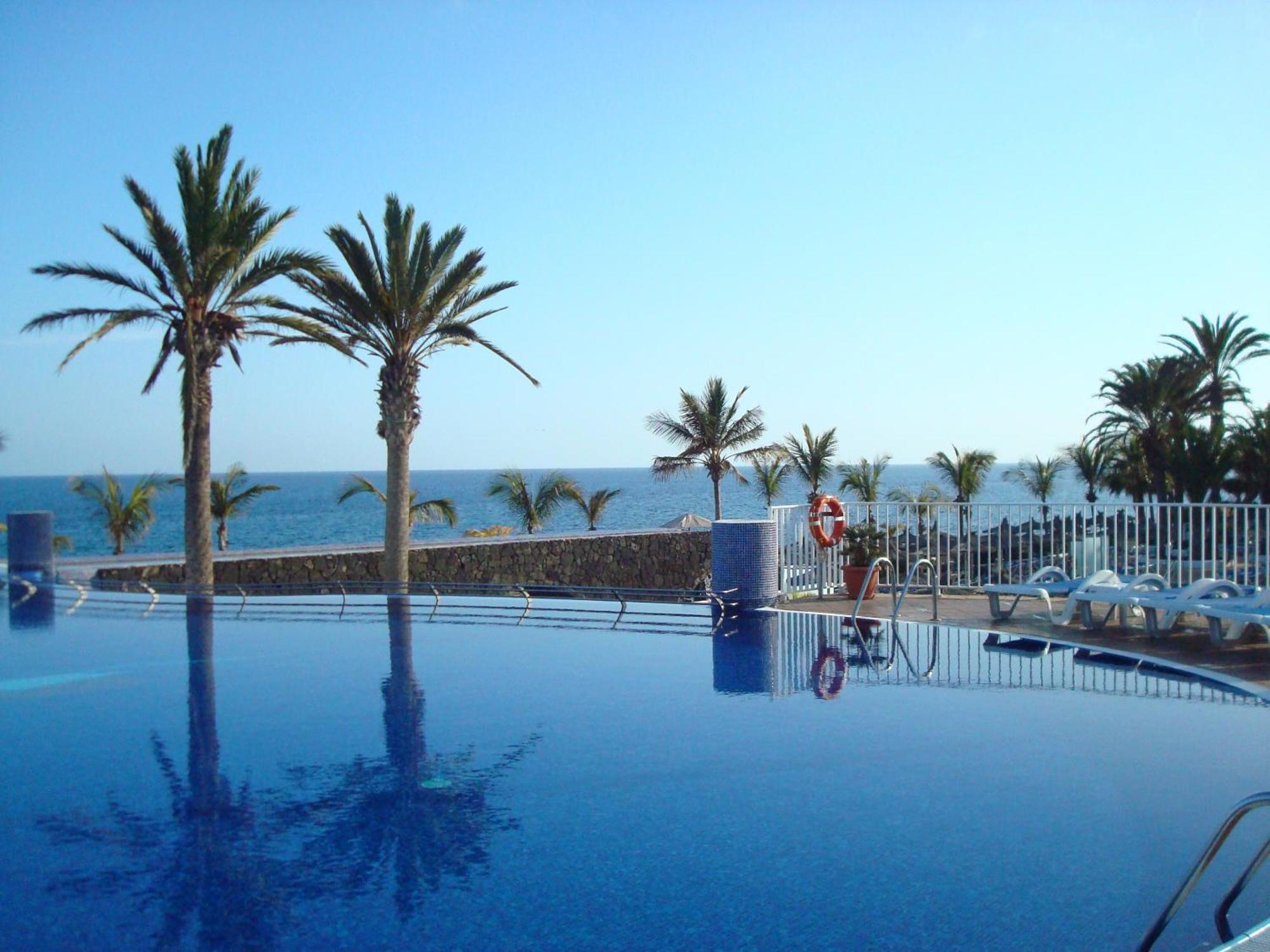 Vik Hotel San Antonio Πουέρτο Ντελ Κάρμεν Εξωτερικό φωτογραφία
